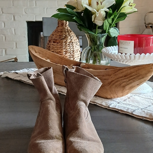 Frye Leather Booties Size 8.5 Great Condition - Picture 3 of 7